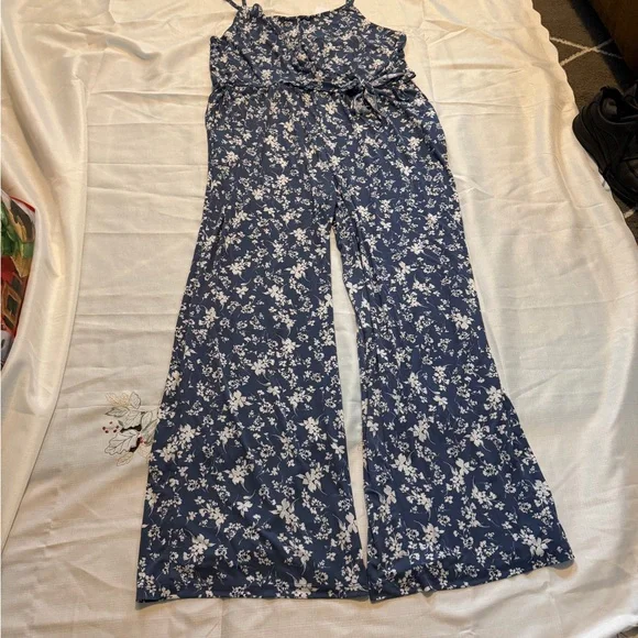 NWT Baltic Born Luna Floral Jumpsuit - Picture 6 of 7